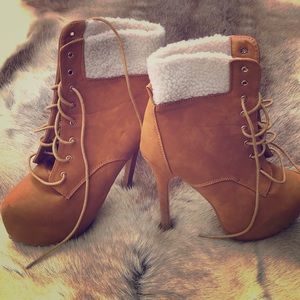 Worn once sexy handy girl boots